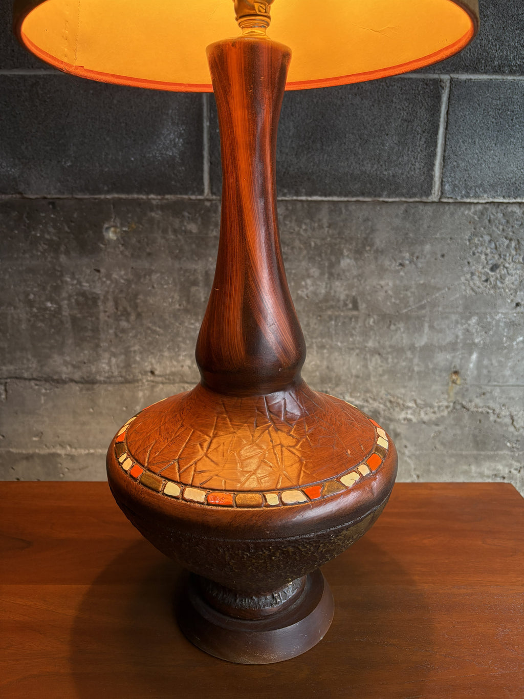 Lampe de table en plâtre
