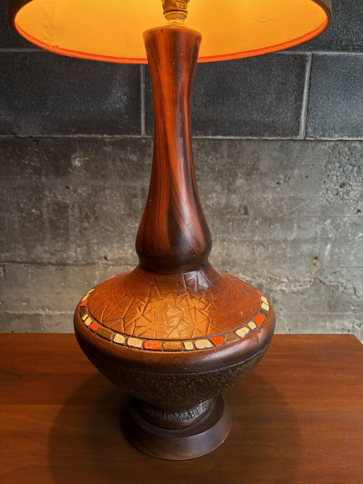 Lampe de table en plâtre