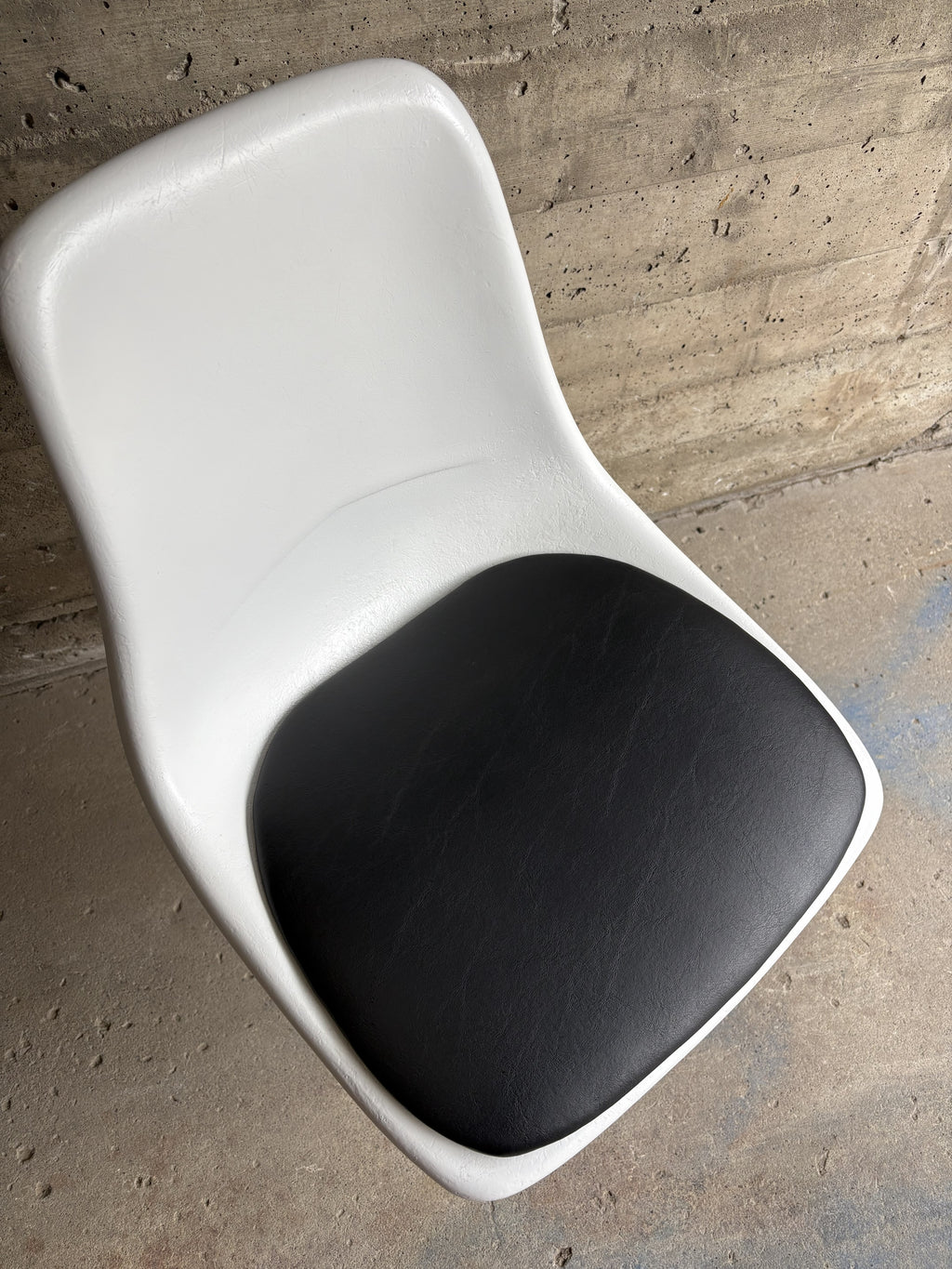 Chaise tulipe