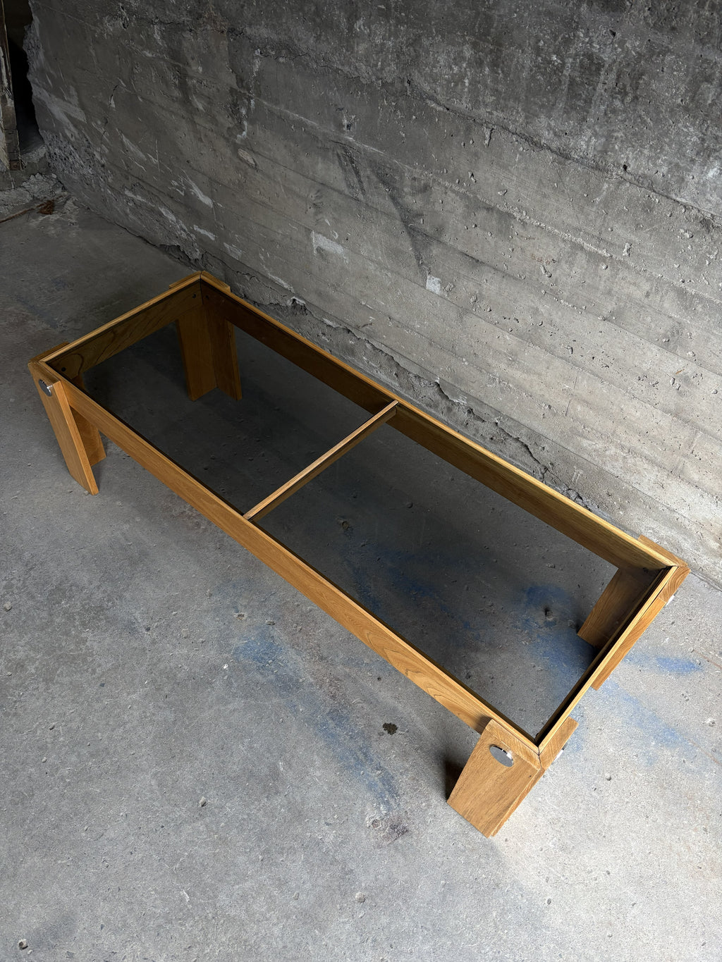 Table basse de salon en bois et verre trempé